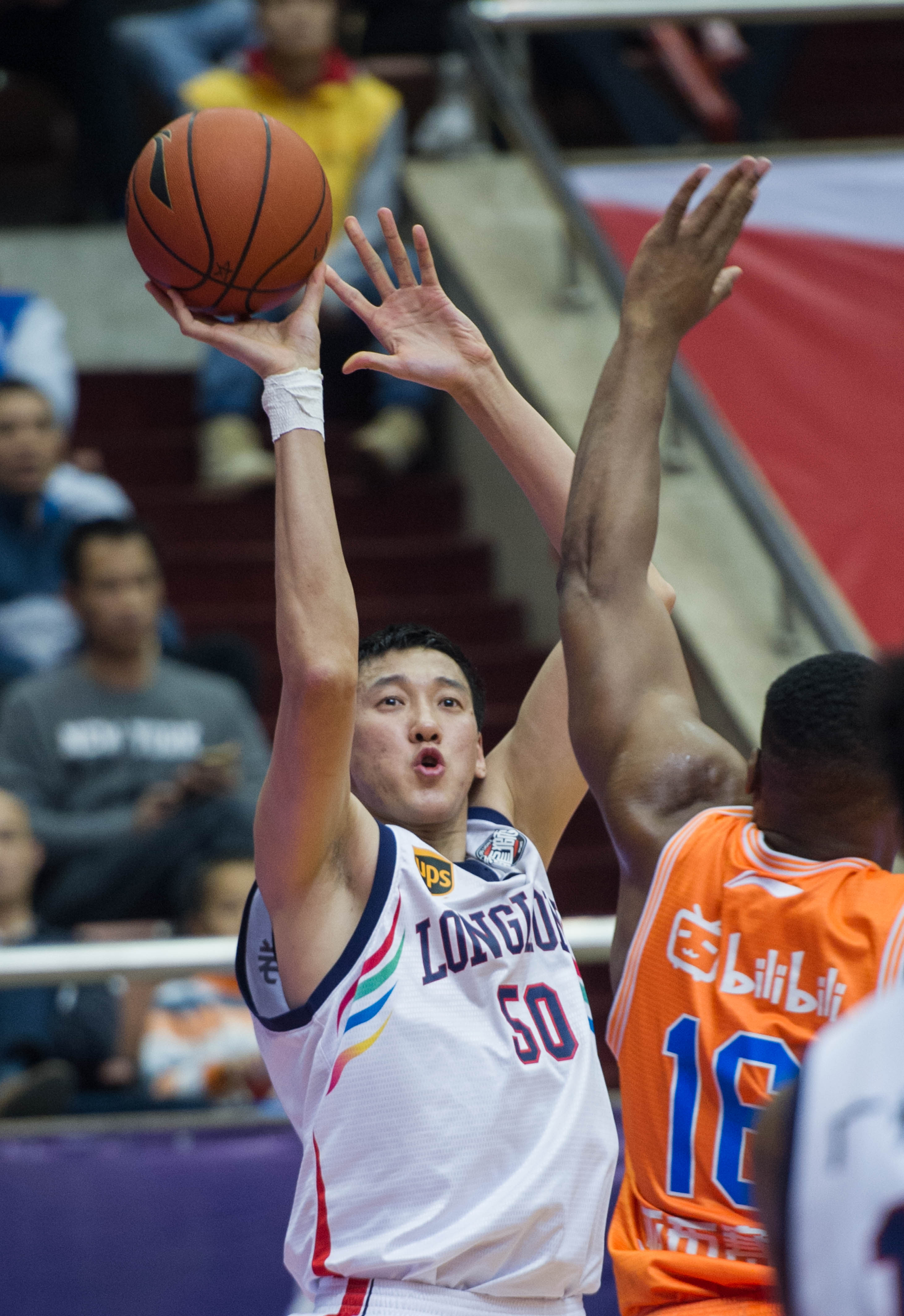 想打某人 想打某人